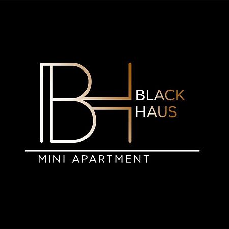 Blackhaus Young Mini 塞萨洛尼基 外观 照片