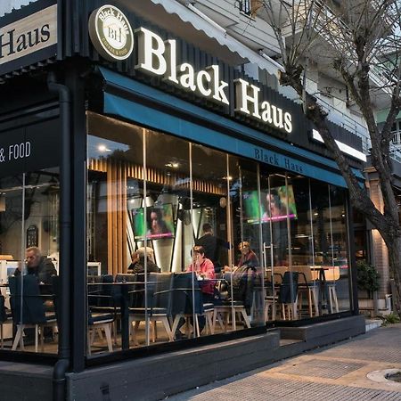 Blackhaus Young Mini 塞萨洛尼基 外观 照片